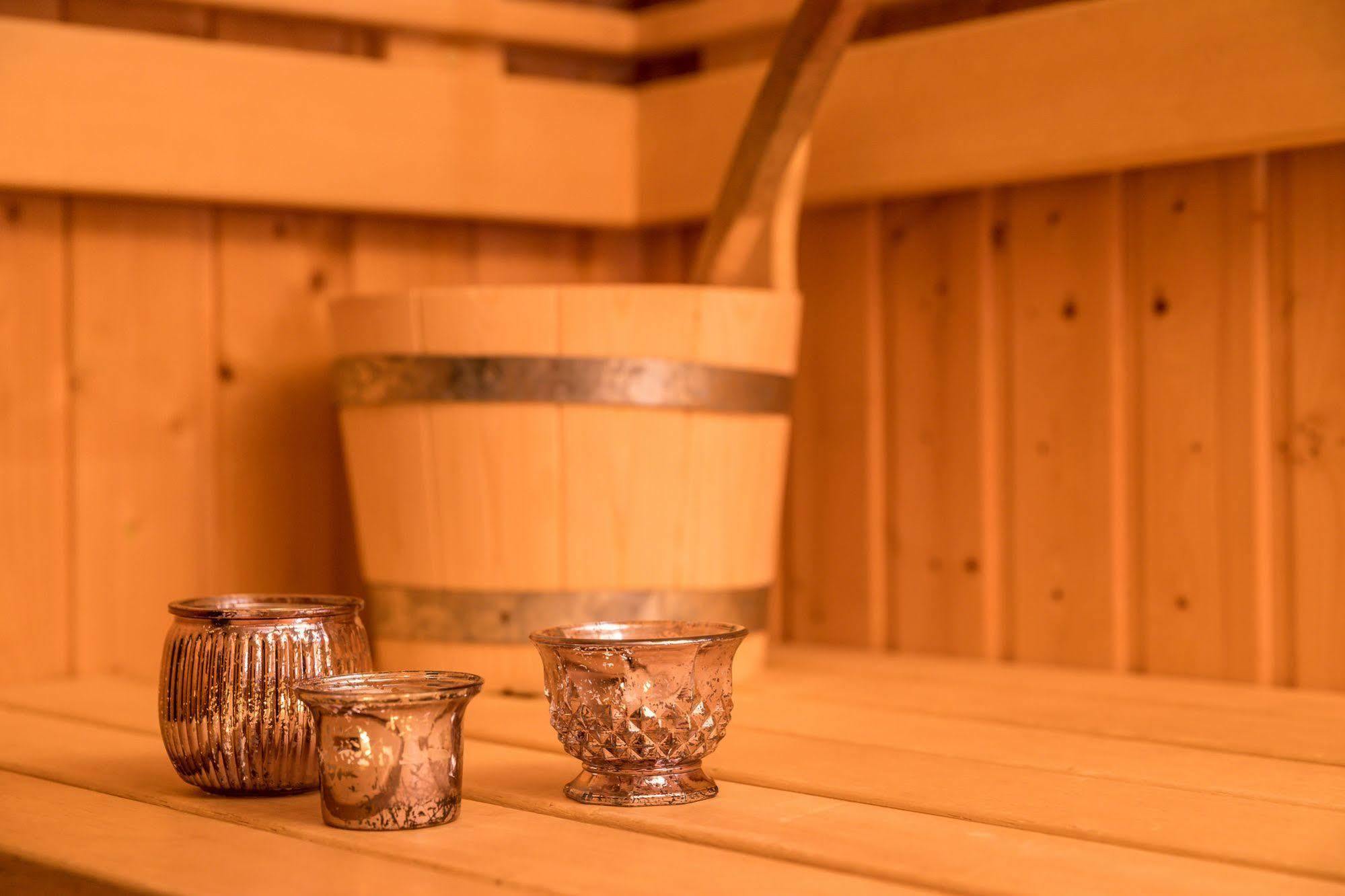 Roompot Landgoed Het Grote Zand Hooghalen 외부 사진